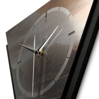 Dreieckige 3D Designer-Wanduhr „Küste“ in modernem Metallic-Look schwarz-beige