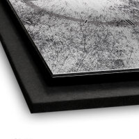 3D Wanduhr "Scratched Metal" aus gebürstetem Aluminium & MDF mit leisem Funk- oder Quarzuhrwerk