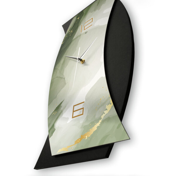 Designer-Wanduhr „Green“ in modernem Metallic-Look