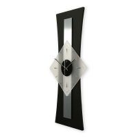 Designer-Wanduhr „Silver Stripe“ in modernem Metallic-Look