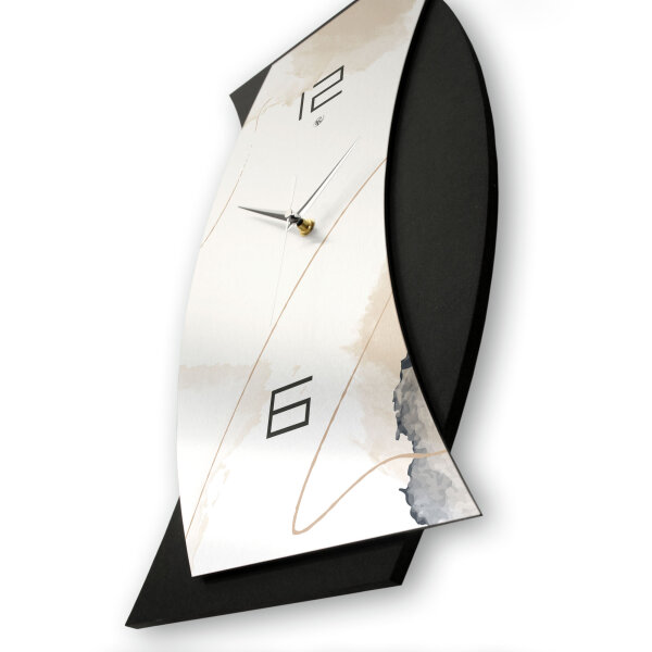 Designer-Wanduhr &bdquo;Artistic&ldquo; in modernem Metallic-Look