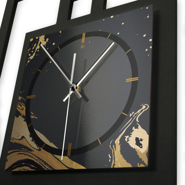 Designer-Wanduhr „Golden Liquid“ in modernem Metallic-Look