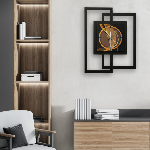 Designer-Wanduhr „Dynamic“ in modernem Metallic-Look
